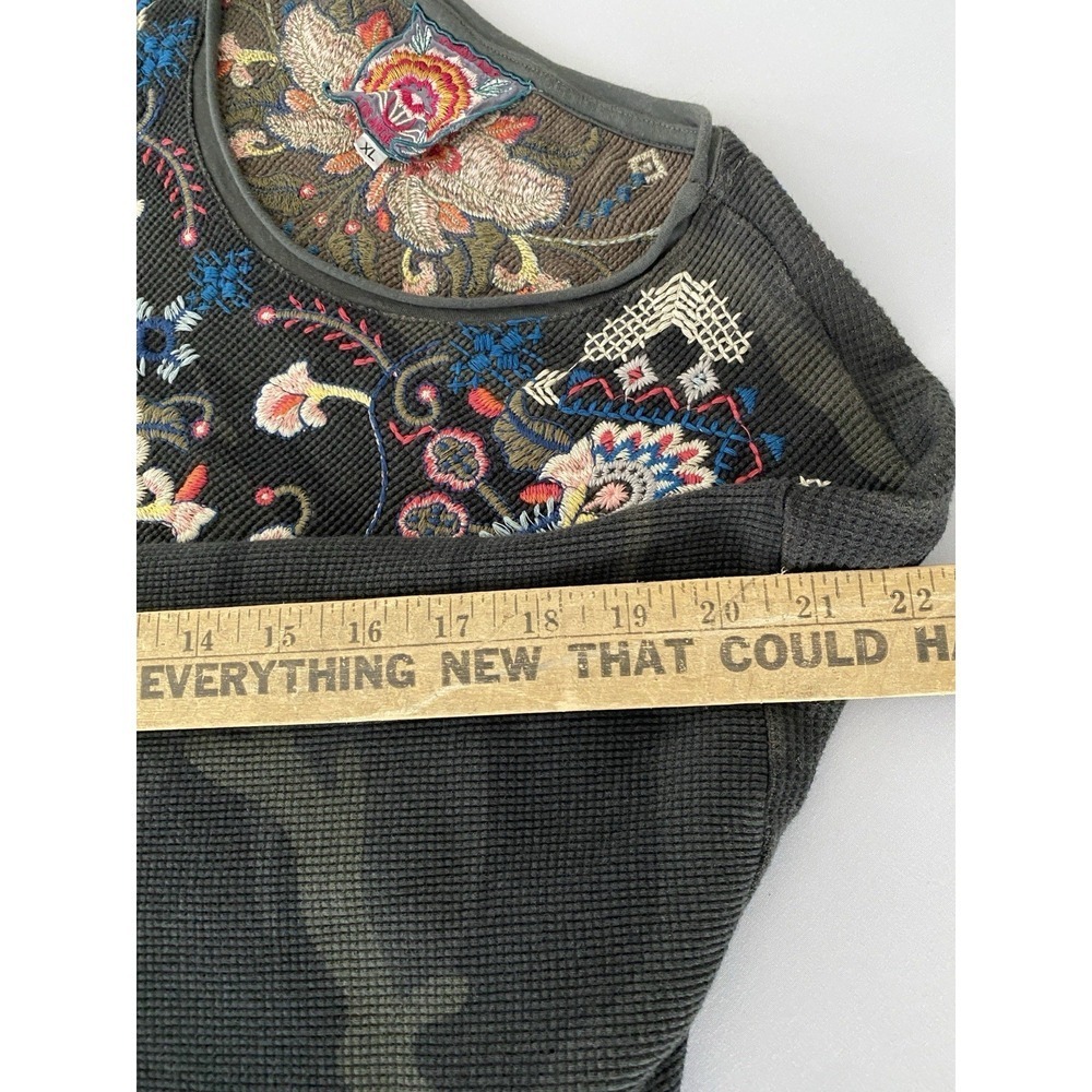 Johnny Was Floral Embroidered Camo Waffle Thermal Top Boho Cottagecore XL - Picture 11 of 15